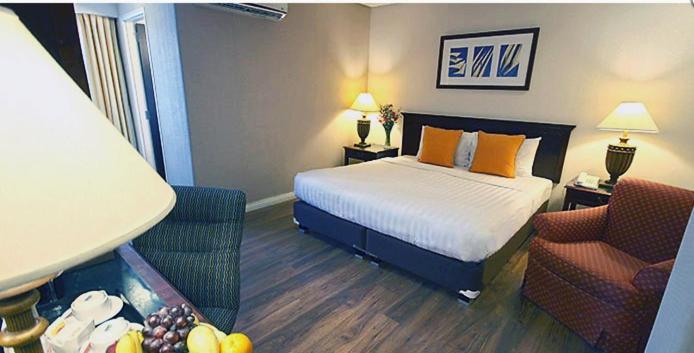Court Meridian Hotel & Suites Olongapo Exteriér fotografie